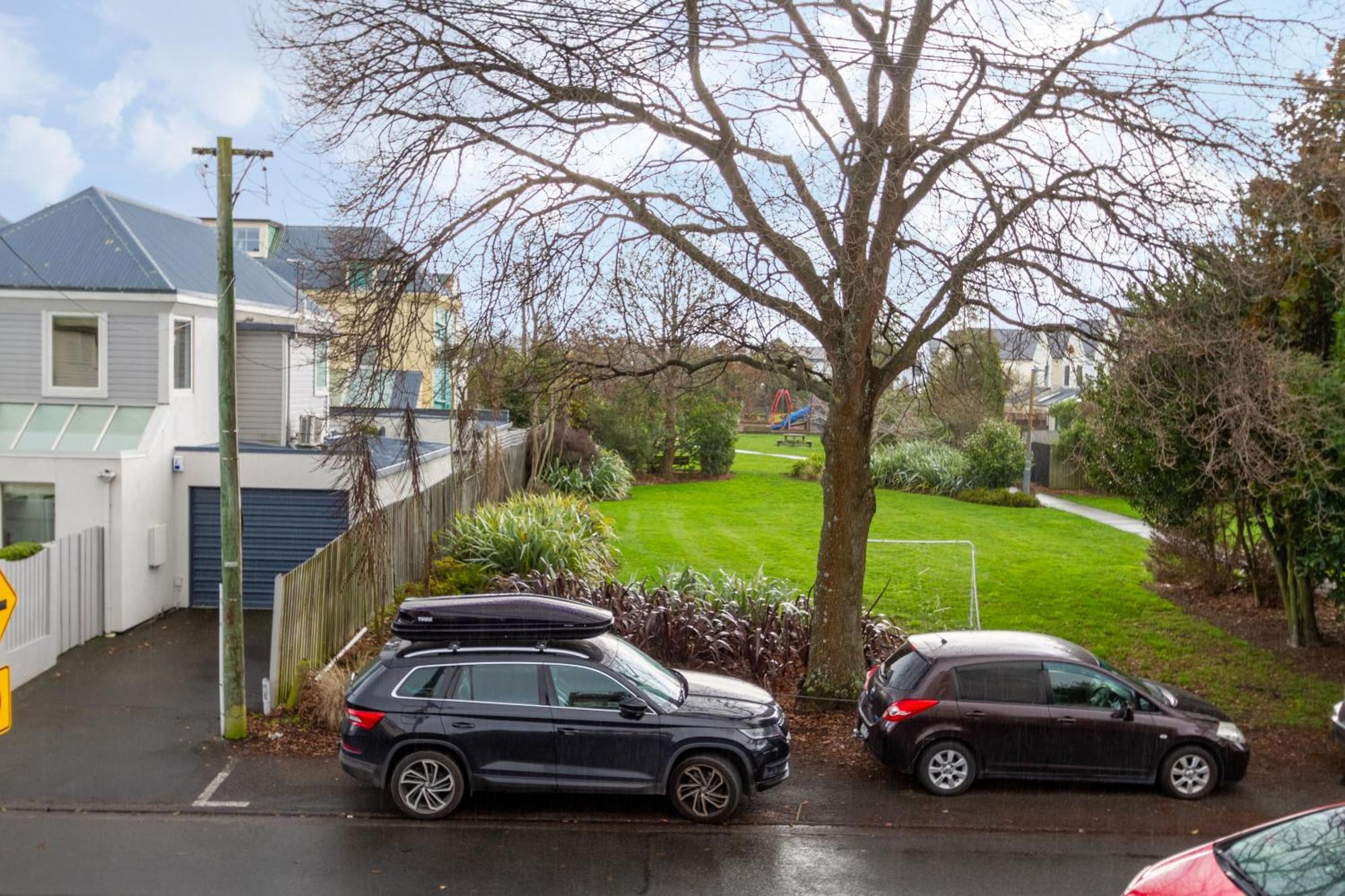 Warm Chch Apartment Park View & Garage Parking Christchurch Dış mekan fotoğraf