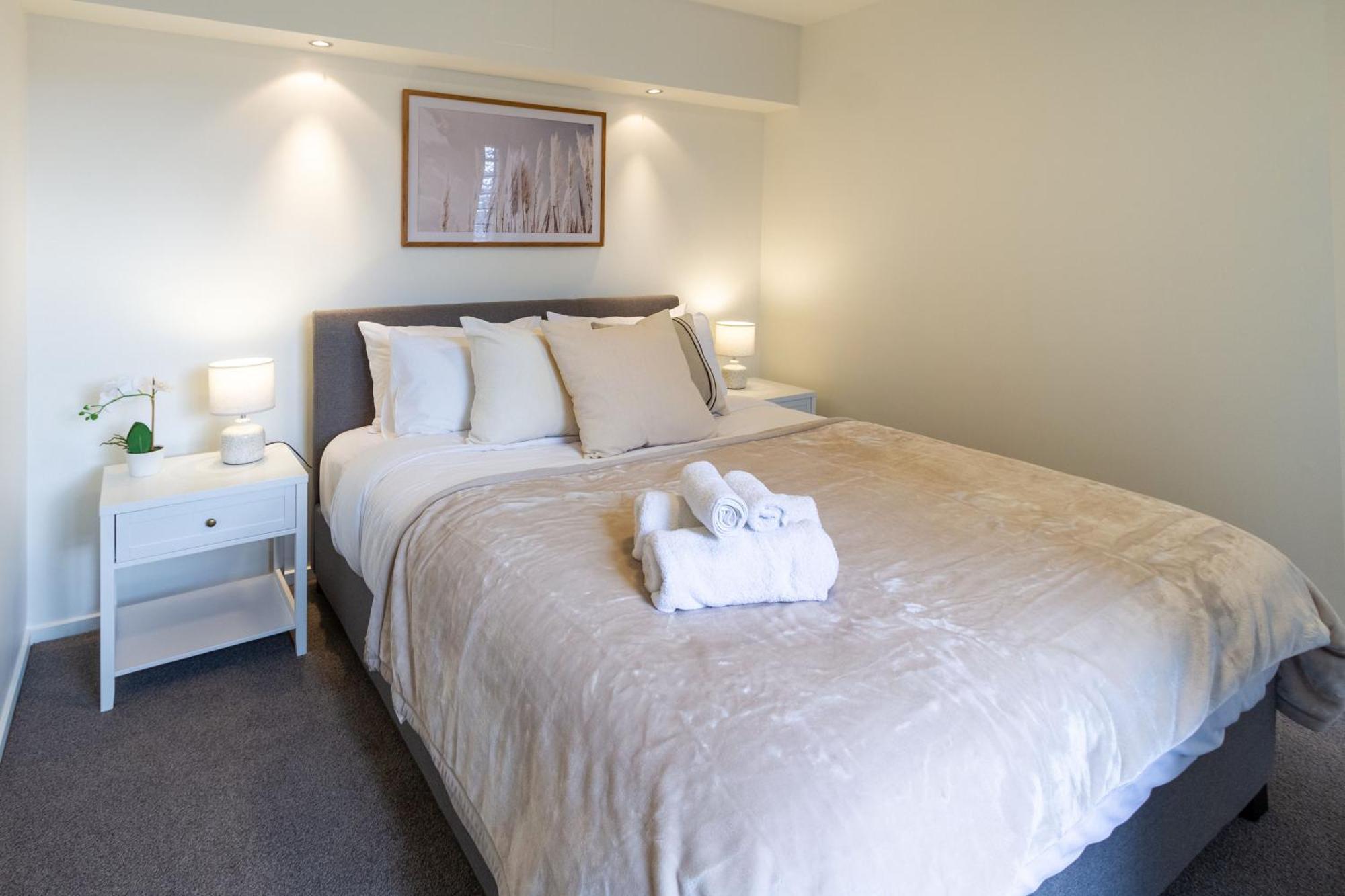 Warm Chch Apartment Park View & Garage Parking Christchurch Dış mekan fotoğraf